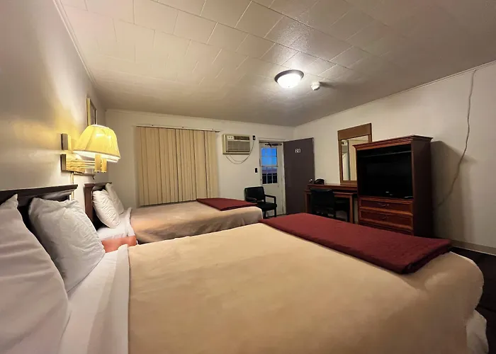 Prairie Winds Hotel Carthage